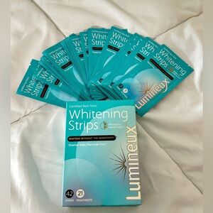 Lumineux Teeth Whitening Strips Non-Toxic 20 treatments